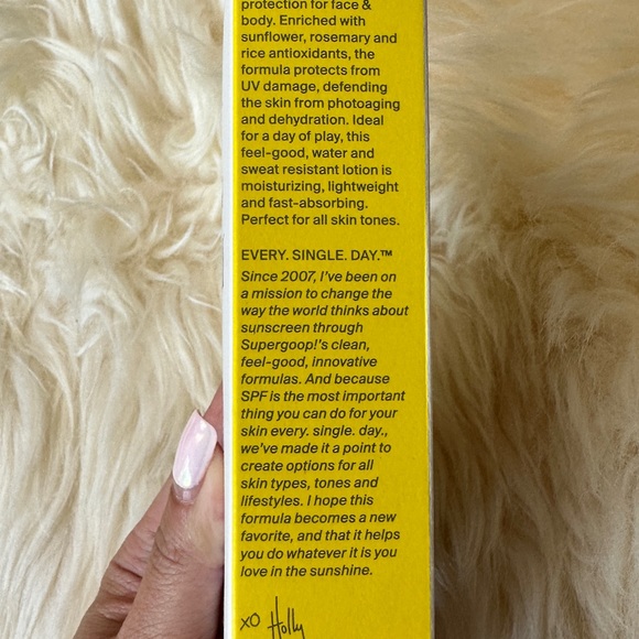 Supergoop!
PLAY Everyday Lotion SPF 50 paddle beach set - Picture 7 of 13